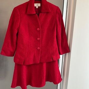 LeSuit Red 2pc Suit.